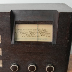 Art-deco radio